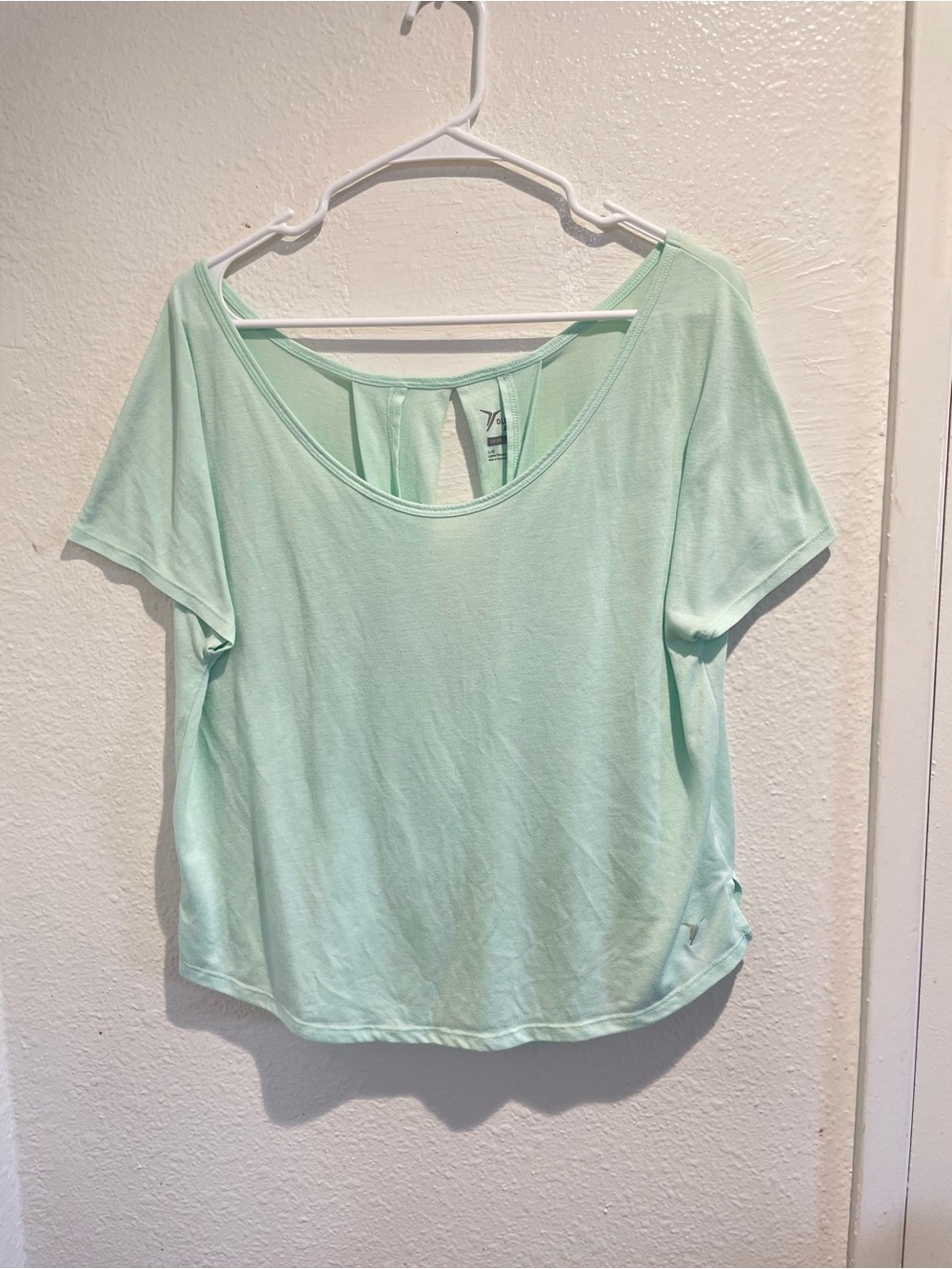 ✨ Old Navy Open Back Cutout Yoga Workout Top Mint Green L ✨